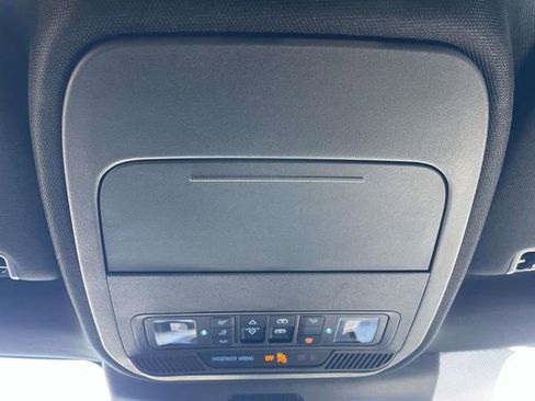 New 2025 Ford Expedition Platinum w/ Stealth Performance Package image 7