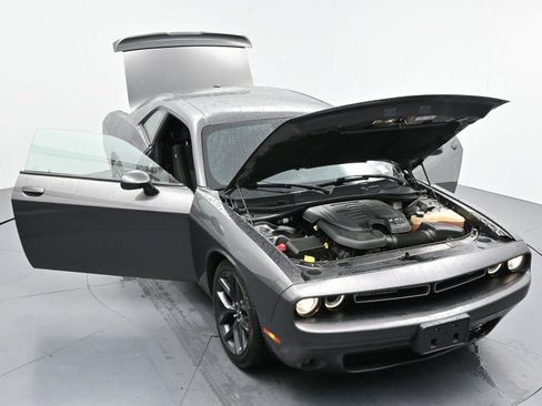 Used 2022 Dodge Challenger GT RWD image 36