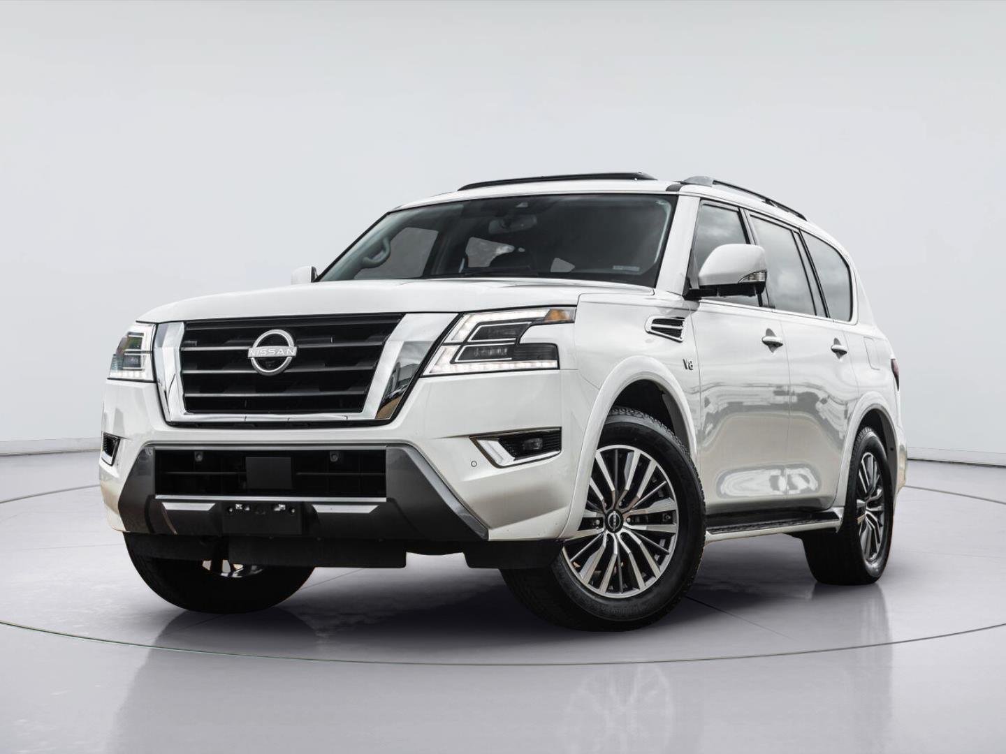 Used 2022 Nissan Armada SL w/ Captain's Chairs Package RWD image 1