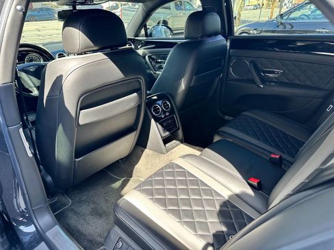 Used 2018 Bentley Flying Spur S V8 image 31