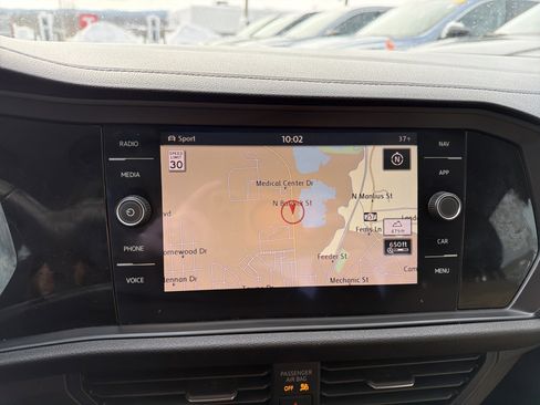 Used 2019 Volkswagen Jetta SEL Premium image 17