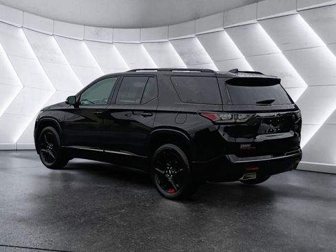 Used 2020 Chevrolet Traverse Premier w/ Redline Edition AWD/4WD image 4