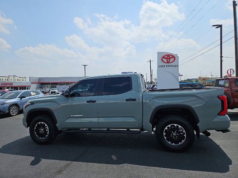 Used 2025 Toyota Tundra SR5 w/ SR5 Convenience Package AWD/4WD image 2