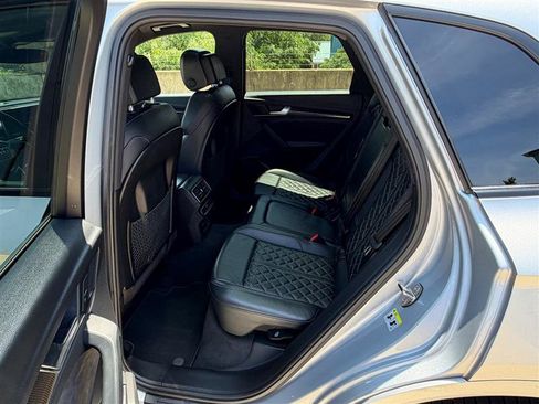 Used 2019 Audi SQ5 Prestige AWD/4WD image 32