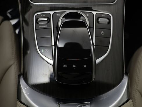 Used 2018 Mercedes-Benz C 300 4MATIC Sedan image 11
