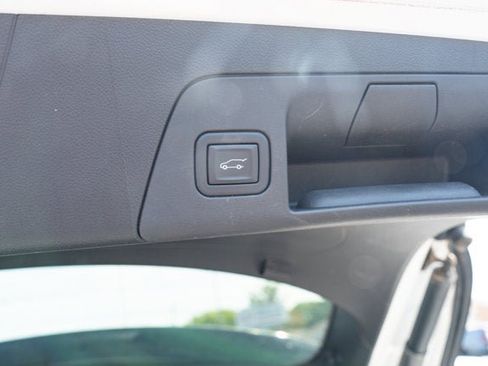 Used 2023 Buick Envision Essence w/ Sport Touring Package FWD image 36