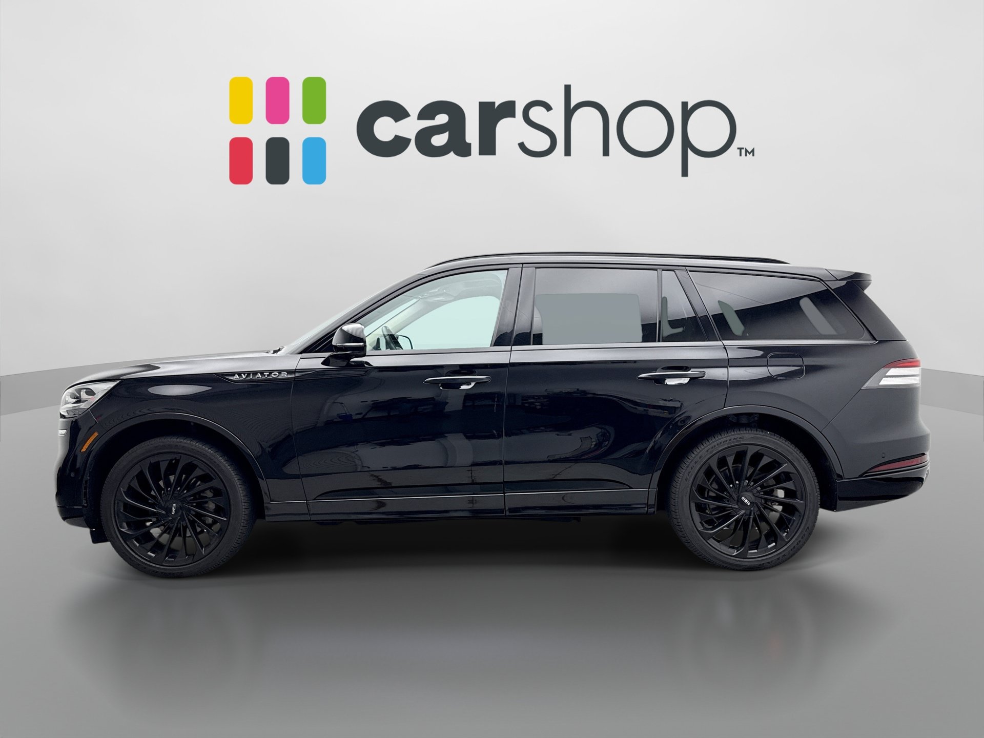 Used 2023 Lincoln Aviator Reserve w/ Equipment Group 201A AWD/4WD image 2