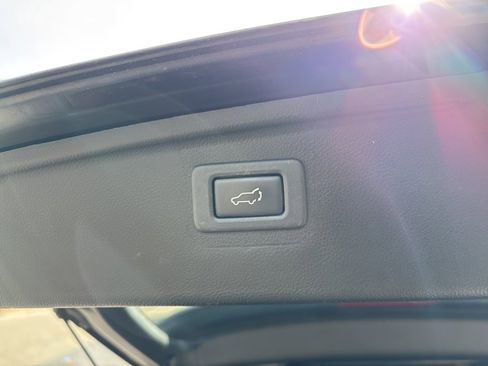 Used 2019 Subaru Outback 3.6R Limited w/ Popular Package #2 image 33