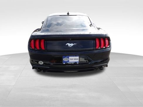 Certified 2021 Ford Mustang Coupe RWD image 9