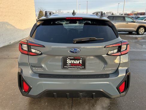 Used 2024 Subaru Crosstrek 2.0i Premium w/ Popular Package #4 image 5