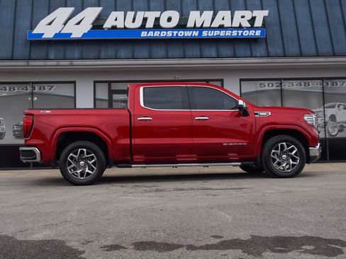 Used 2024 GMC Sierra 1500 SLT w/ SLT Premium Plus Package image 2