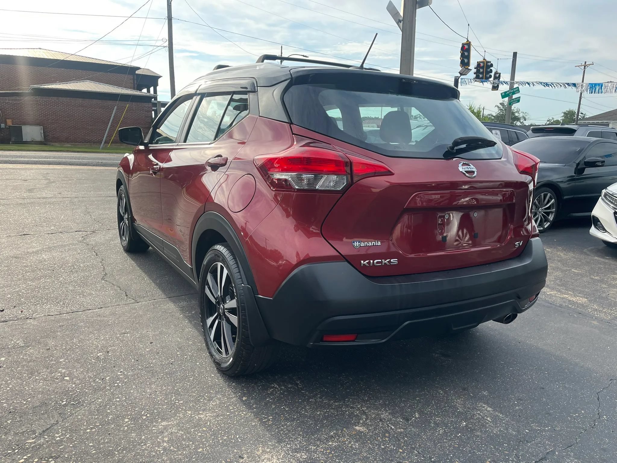 Used 2018 Nissan Kicks SV FWD image 6