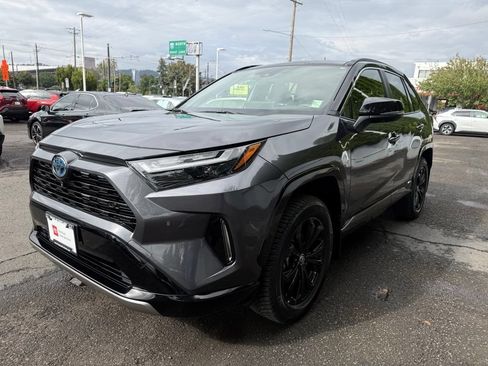 Certified 2023 Toyota RAV4 XSE AWD/4WD image 4