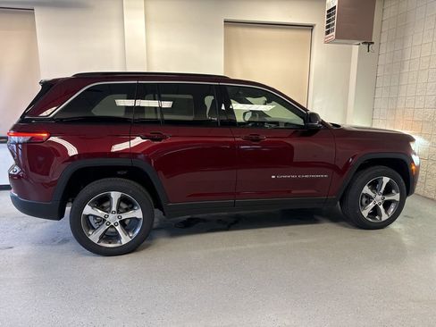 New 2026 Jeep Grand Cherokee Limited AWD/4WD image 22