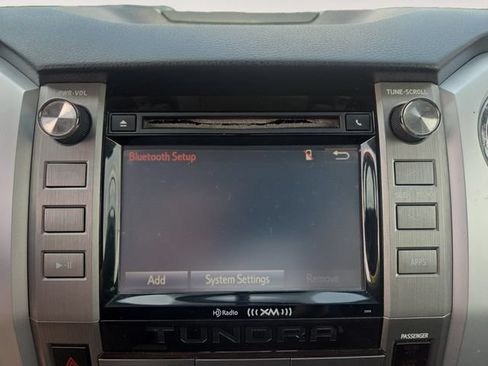Used 2015 Toyota Tundra SR5 w/ SR5 Upgrade Package RWD image 24