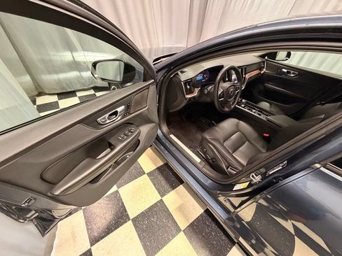 Used 2024 Volvo S60 B5 Plus w/ Climate Package AWD/4WD image 16