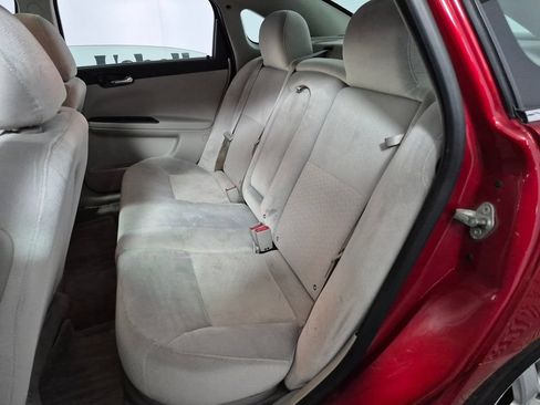Used 2014 Chevrolet Impala LT w/ LT Sunroof Package FWD image 23