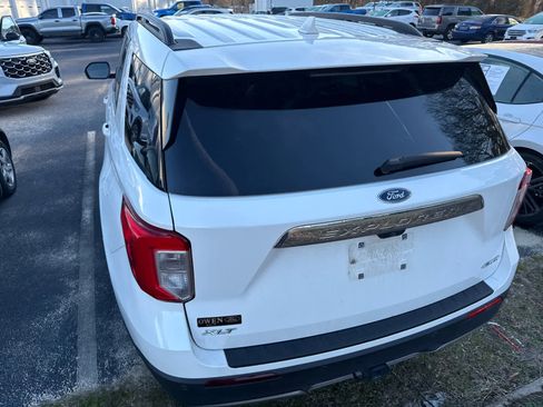 Used 2023 Ford Explorer XLT w/ Equipment Group 202A image 22
