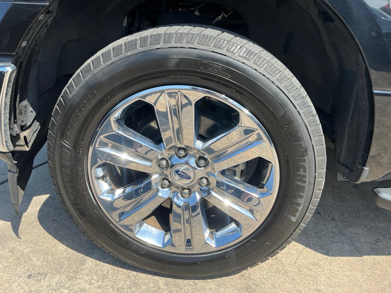 Used 2018 Ford F150 XLT w/ Equipment Group 301A Mid RWD image 7