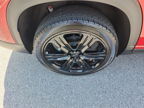 Certified 2026 GMC Acadia Elevation w/ Black Edition FWD image 6