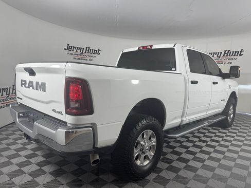Used 2025 RAM 2500 Big Horn AWD/4WD image 7