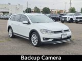 Used 2018 Volkswagen Golf Alltrack SE image 3