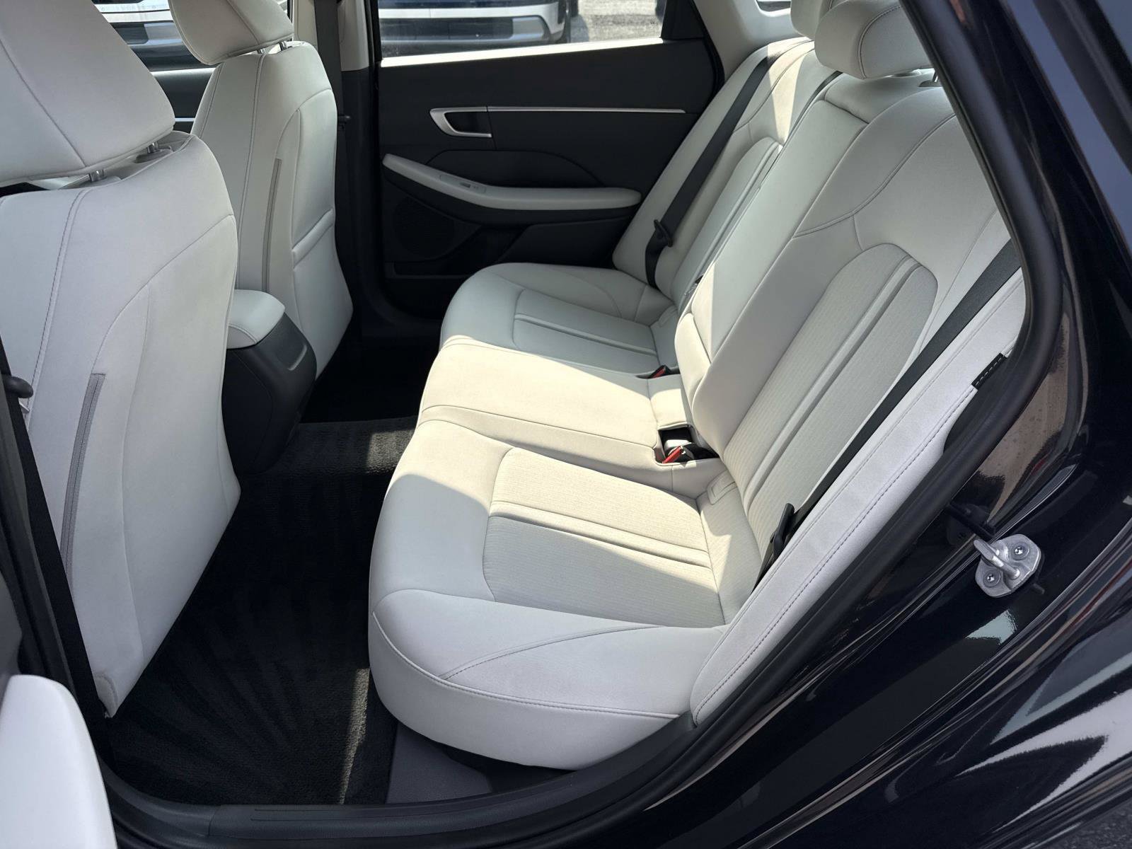 Certified 2025 Hyundai Sonata SEL AWD/4WD image 23