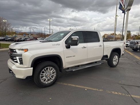 Used 2022 Chevrolet Silverado 2500 High Country w/ Technology Package image 1