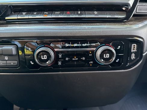 Used 2025 Chevrolet Silverado 2500 LT AWD/4WD image 48