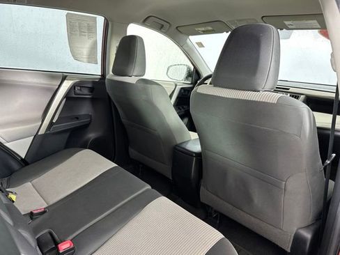 Used 2013 Toyota RAV4 LE AWD/4WD image 27