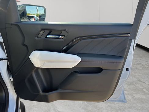 New 2026 GMC Canyon AT4X AWD/4WD image 14
