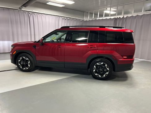 Used 2025 Hyundai Santa Fe SEL image 4