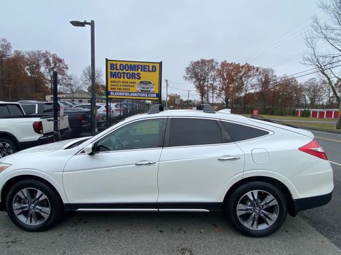 Used 2013 Honda Crosstour EX-L image 2