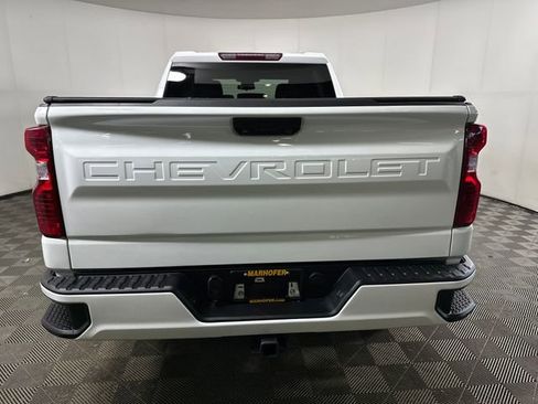 Used 2022 Chevrolet Silverado 1500 Custom image 4