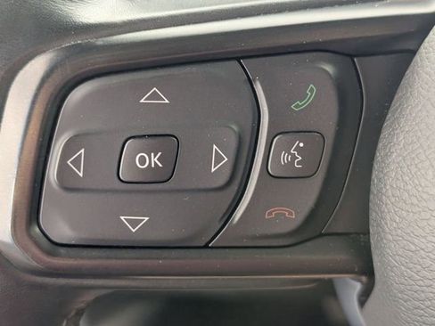 Used 2022 Jeep Wrangler Unlimited Sport AWD/4WD image 14