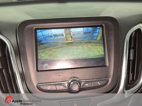 Used 2018 Chevrolet Equinox LT image 20