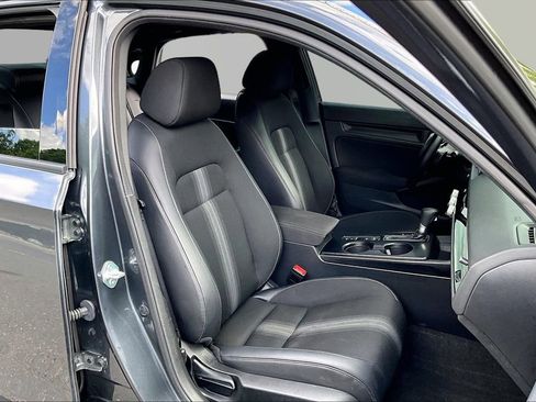 Certified 2024 Honda Civic Sport image 19