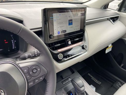 New 2026 Toyota Corolla Cross LE FWD image 23