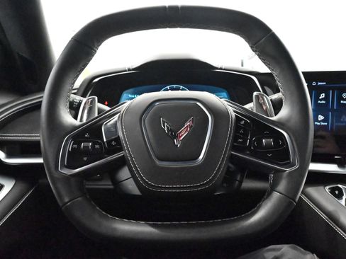 Used 2024 Chevrolet Corvette Stingray Premium Cpe w/ Z51 Performance Package RWD image 17