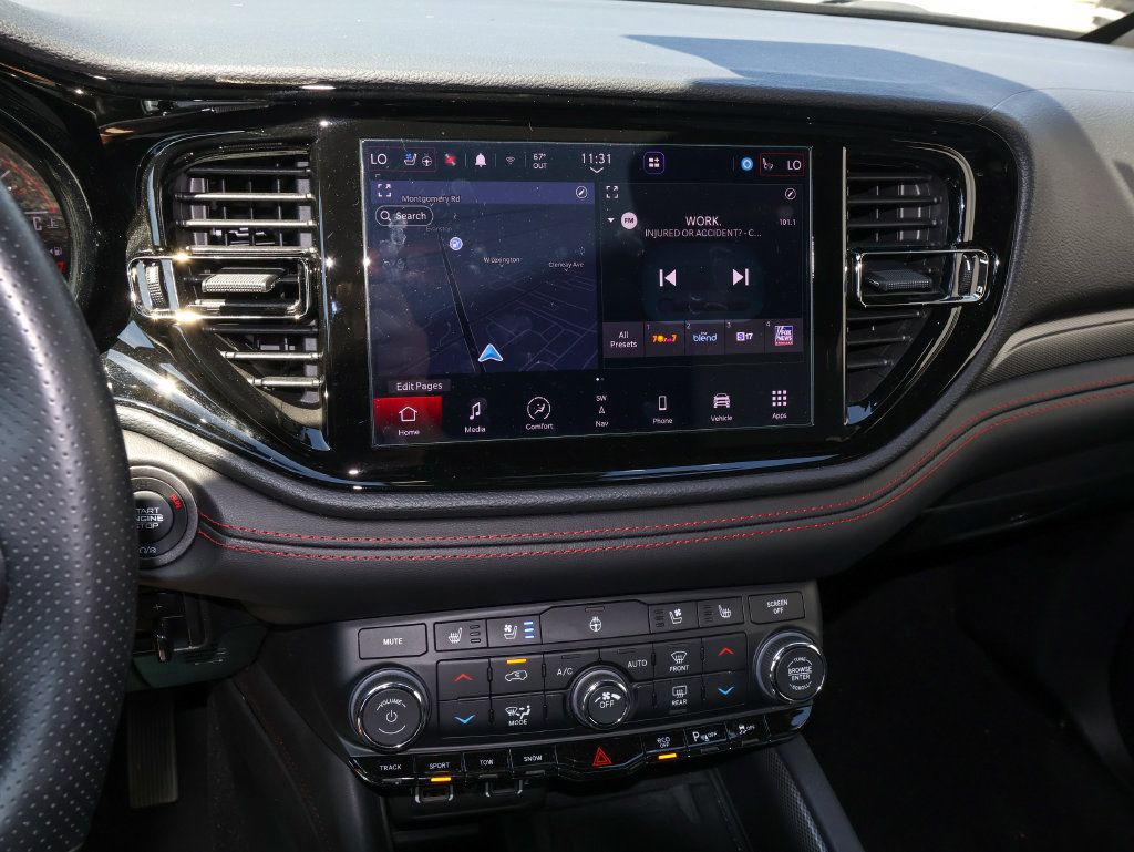 Used 2024 Dodge Durango R/T w/ Tow 'N Go Package AWD/4WD image 22