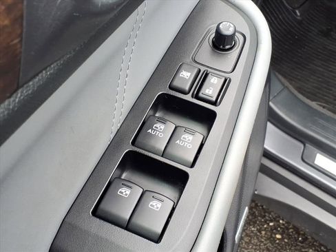 Used 2019 Subaru Outback 2.5i Limited image 12