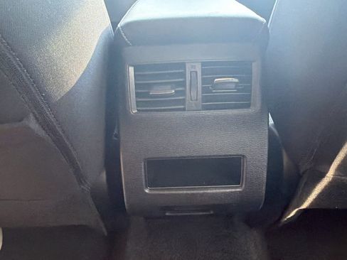 Used 2025 Mitsubishi Outlander ES FWD image 24