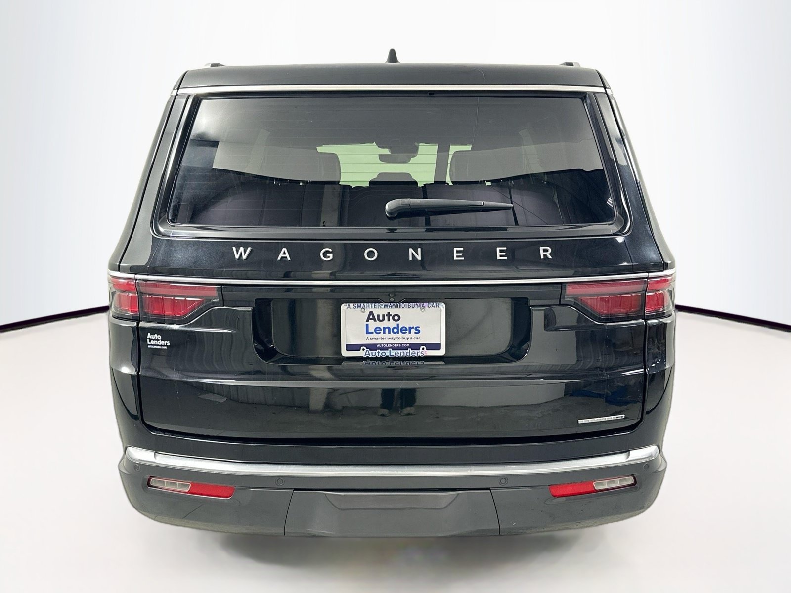 Used 2022 Jeep Wagoneer Series III RWD image 6