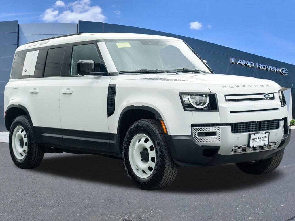 Used 2023 Land Rover Defender 110 AWD/4WD image 3