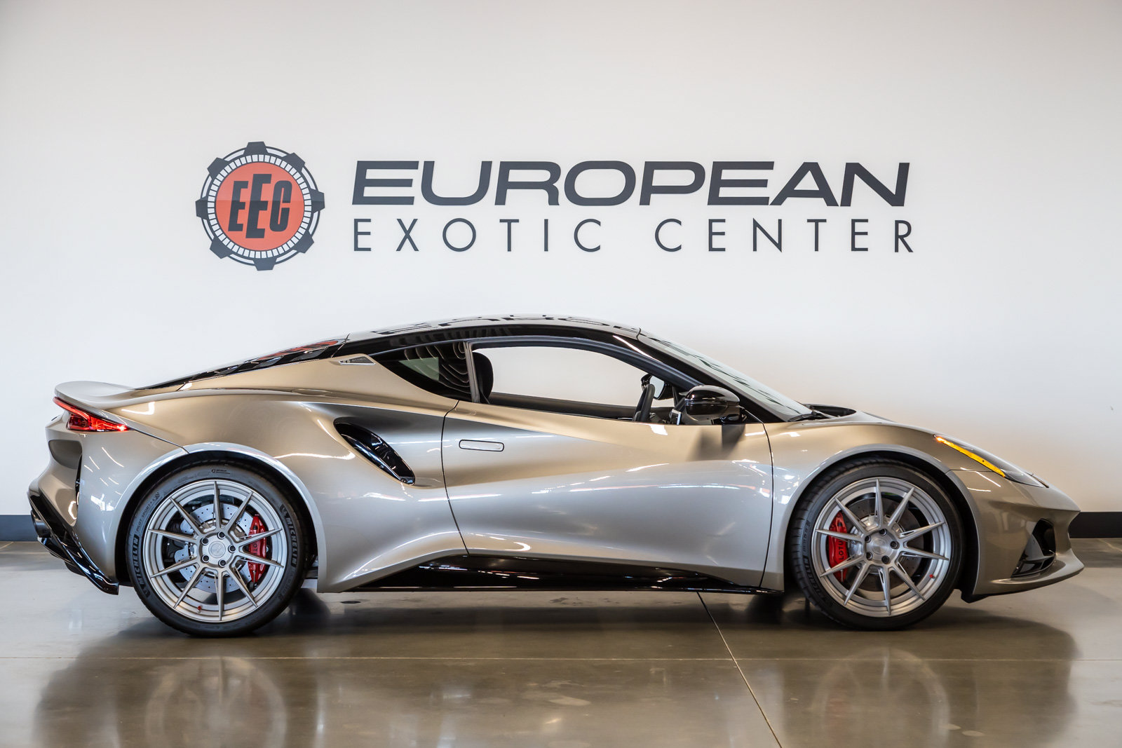 Used 2024 Lotus Emira First Edition RWD image 11