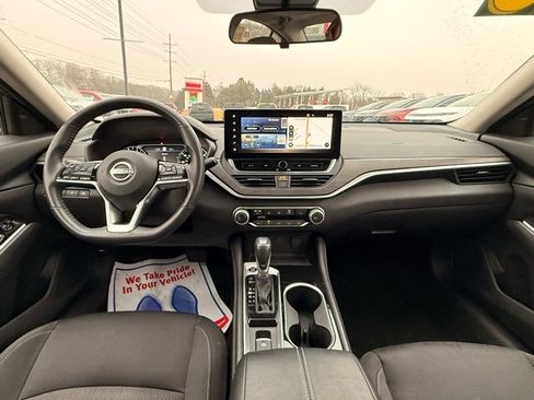 Certified 2023 Nissan Altima 2.5 SV w/ SV Premium Package image 21