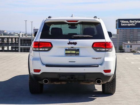 Used 2017 Jeep Grand Cherokee Trailhawk image 5