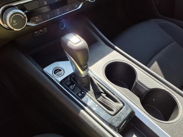 Used 2025 Nissan Altima 2.5 S FWD image 8
