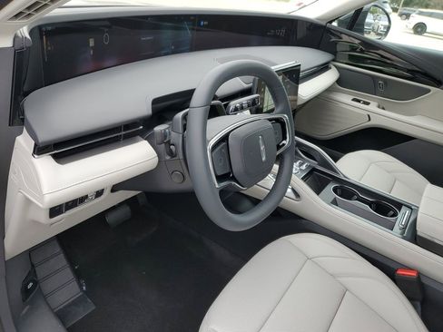 New 2026 Lincoln Nautilus Premier AWD/4WD image 18