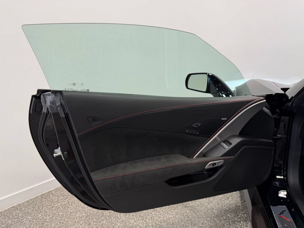Used 2019 Chevrolet Corvette Z06 RWD image 31
